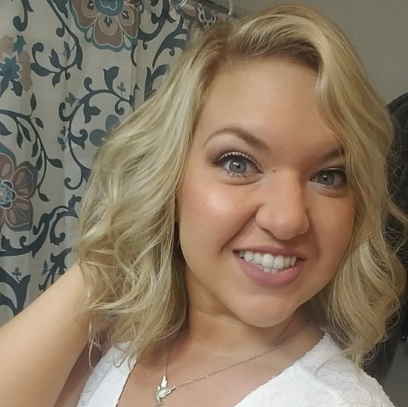 Meet your Posher, Maxie - Picture 4 of 4